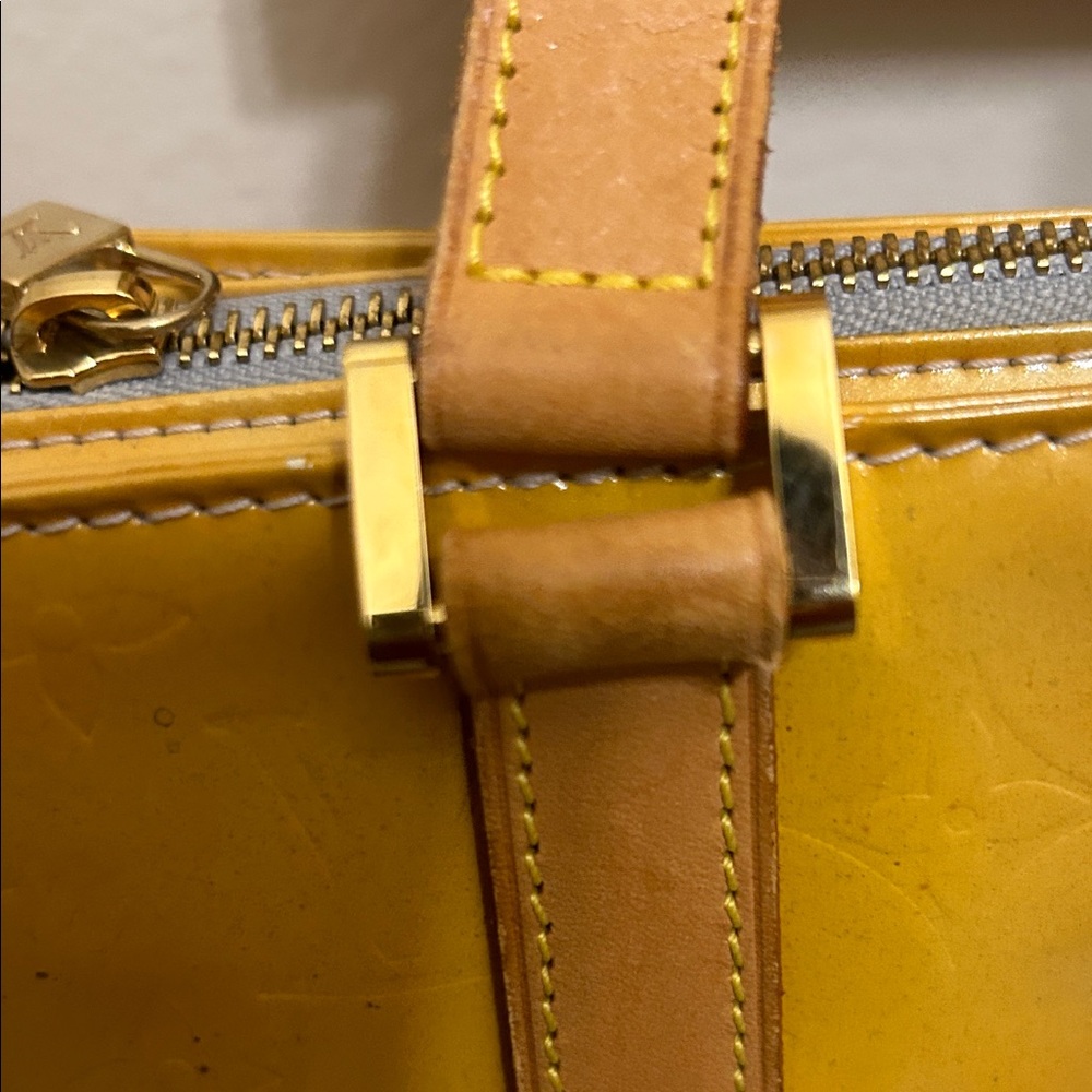 Louis Vuitton Yellow Tote Bag - Picture 4 of 16